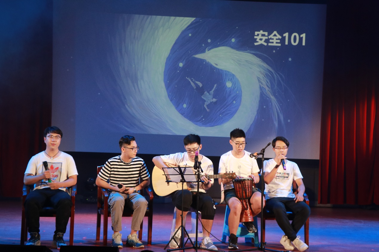 成人论坛
环境与资源学院2018届“环衔甲子·资行明志”毕业晚会圆满落幕6 成人论坛
环境与资源学院2018届“环衔甲子·资行明志”毕业晚会圆满落幕6